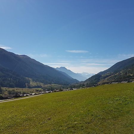Chalet Daheim Reckingen エクステリア 写真